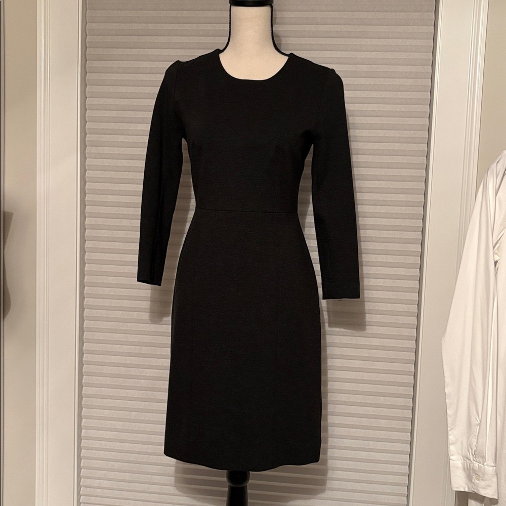 EUC JCrew Fac long sleeve fitted knit dress size 0